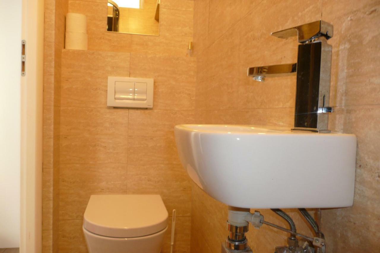ורשה Sunny Wisla River Apartment מראה חיצוני תמונה
