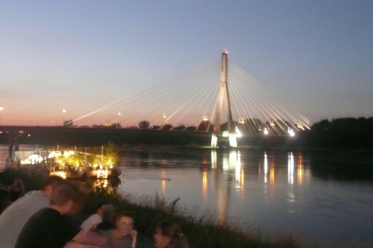 ורשה Sunny Wisla River Apartment מראה חיצוני תמונה